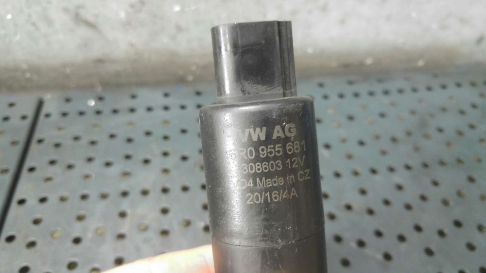 Pompita spalator parbriz skoda octavia 3 5e3 nl3 nr3 6r0955681