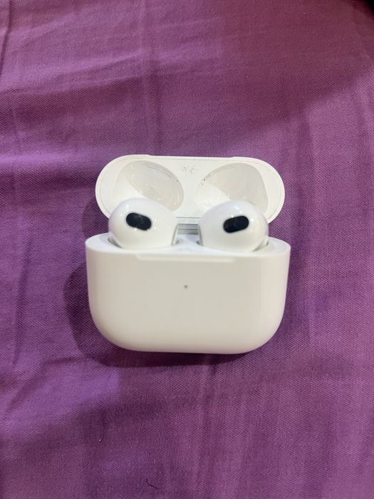 Продам Air Pods 3