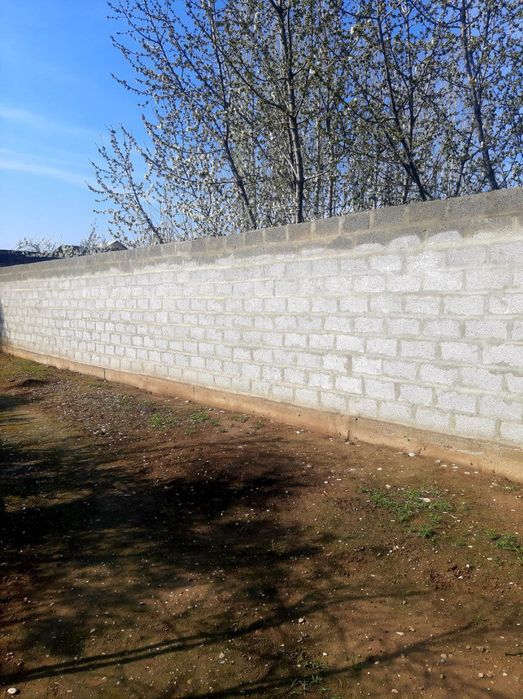 Продаётся участок земли под строительство.