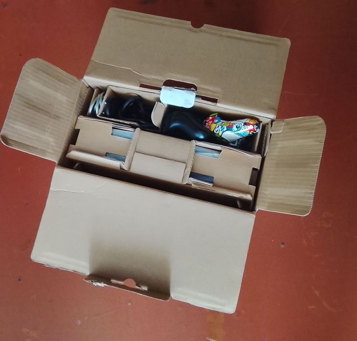 PS 3 новая с дисками