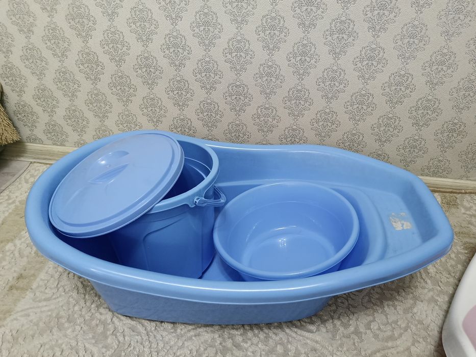 Продам детский тазик набор и кресло для купания