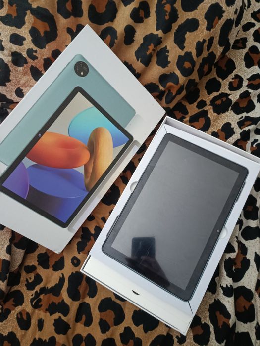 Tableta noua..nu a fost folosita niciodata