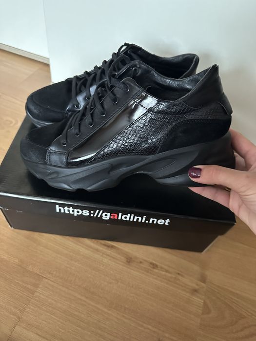 Дамски сникърси Galdini