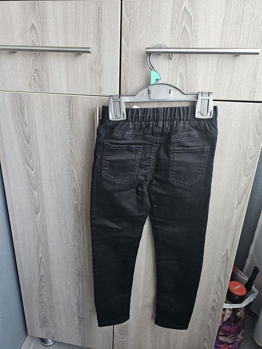 Lot 2 perechi blugi colanti 5-6 ani