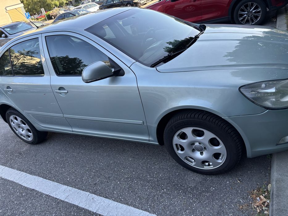 SKODA Octavia 2011 — imagine 3