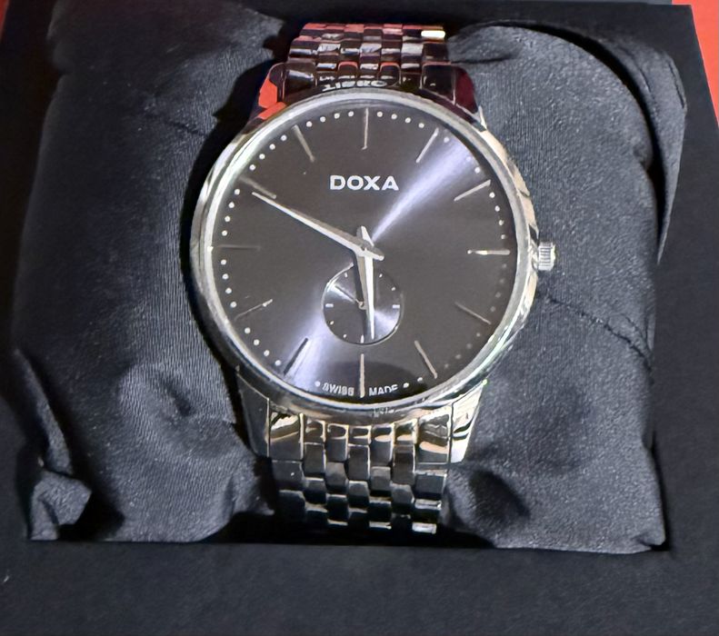 Оригинален швейцарски часовник Doxa extra slim