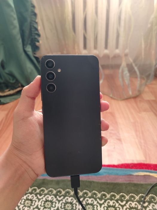 Самсунг обмен хорошый телефон