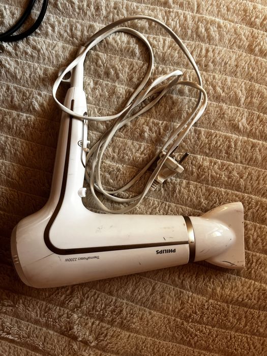 преси за коса и сешоари Rowenta и PHILIPS