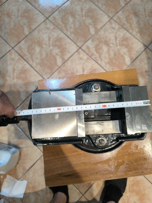 Menghină rotativă 90mm pentru mașini de găurit și frezat