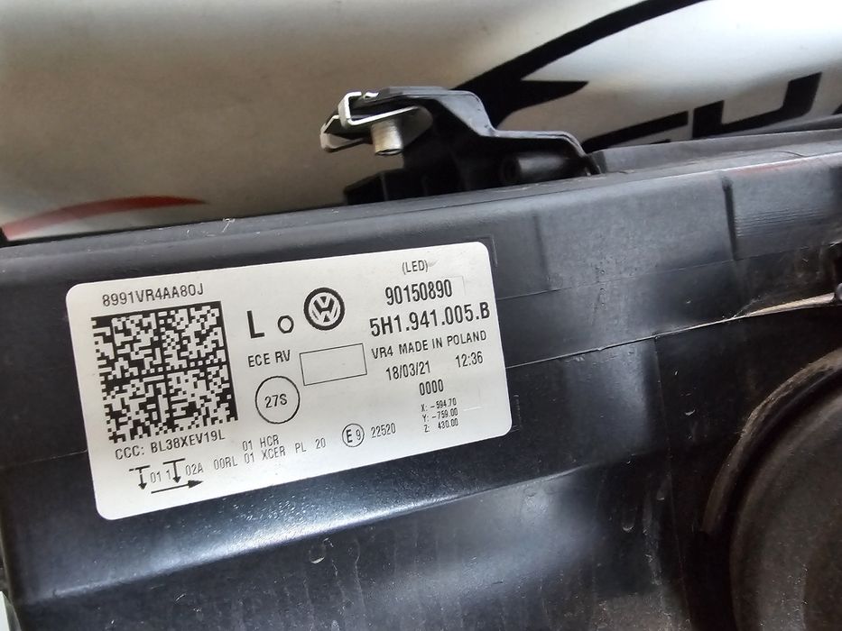 Far stanga led VW Golf 8 cod 5H1941005B