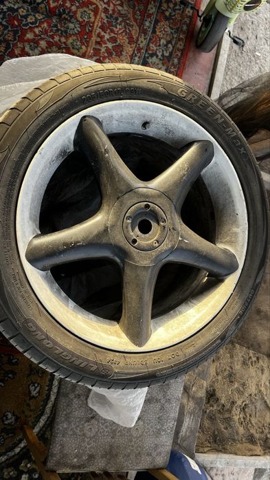 Комплект дисков с шинами