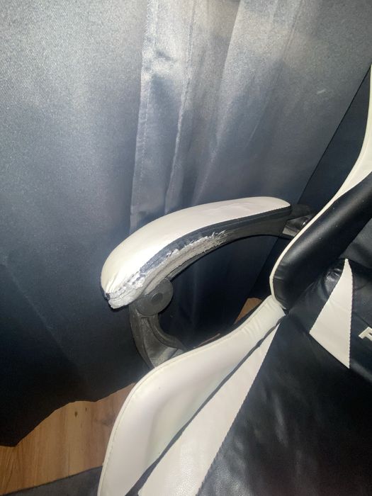 Scaun de gaming cu masaj pro x
