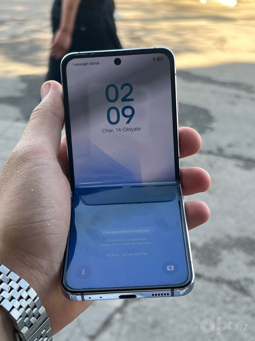 Galaxy Z Flip 4 holati yahshi