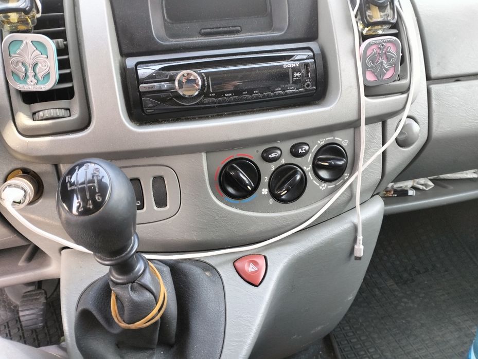 RENAULT Trafic 2007 — imagine 5