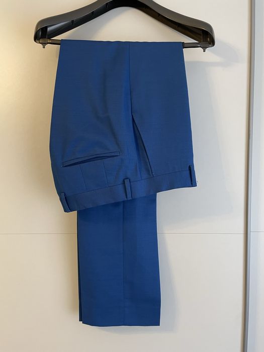 Costum barbatesc marime 52