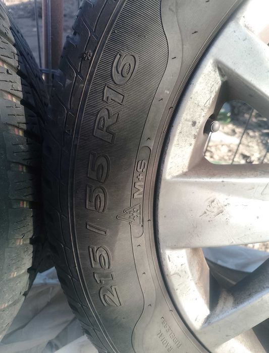 Vând jante Passat b7 compatibile grup WAG