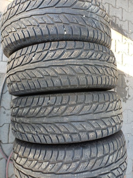 Гуми 245/70/16 Купър