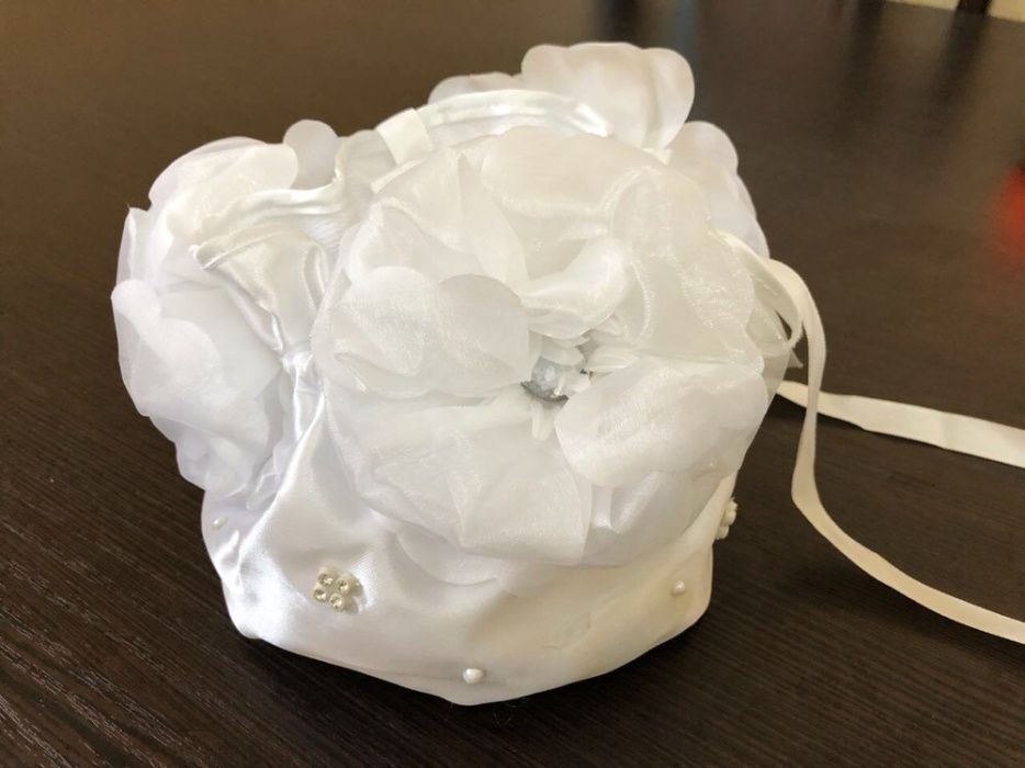 Шикарное Подвенечное платье