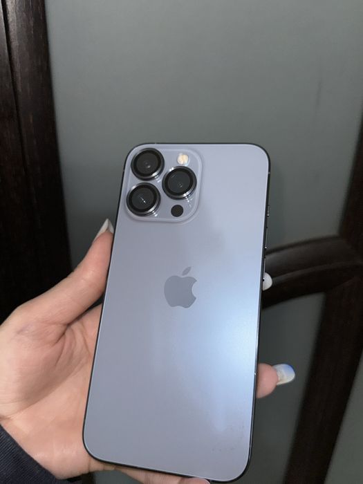 Vând iPhone 13 Pro