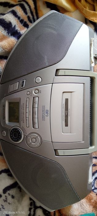 Vînd combină Panasonic