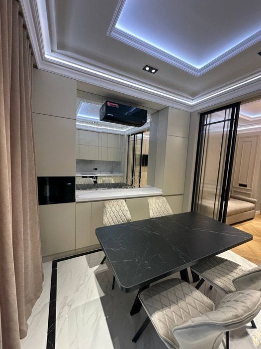 Сдаётся шикарная квартира в Жк NRG OYBEK!! 3-ком с авторским ремонтом!