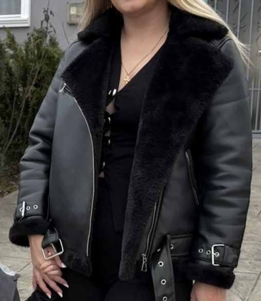 Geaca imitatie piele