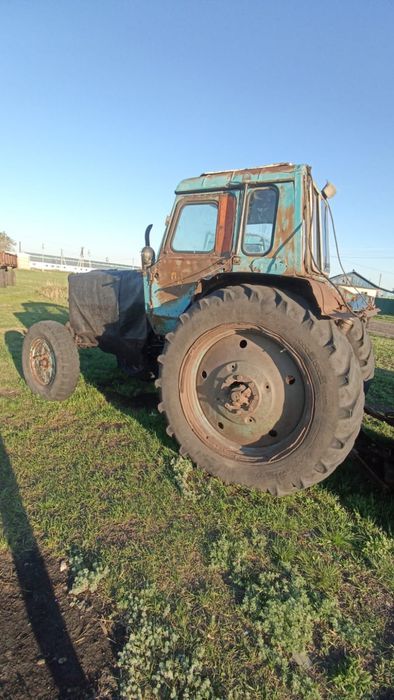 МТЗ-80 и вагончик