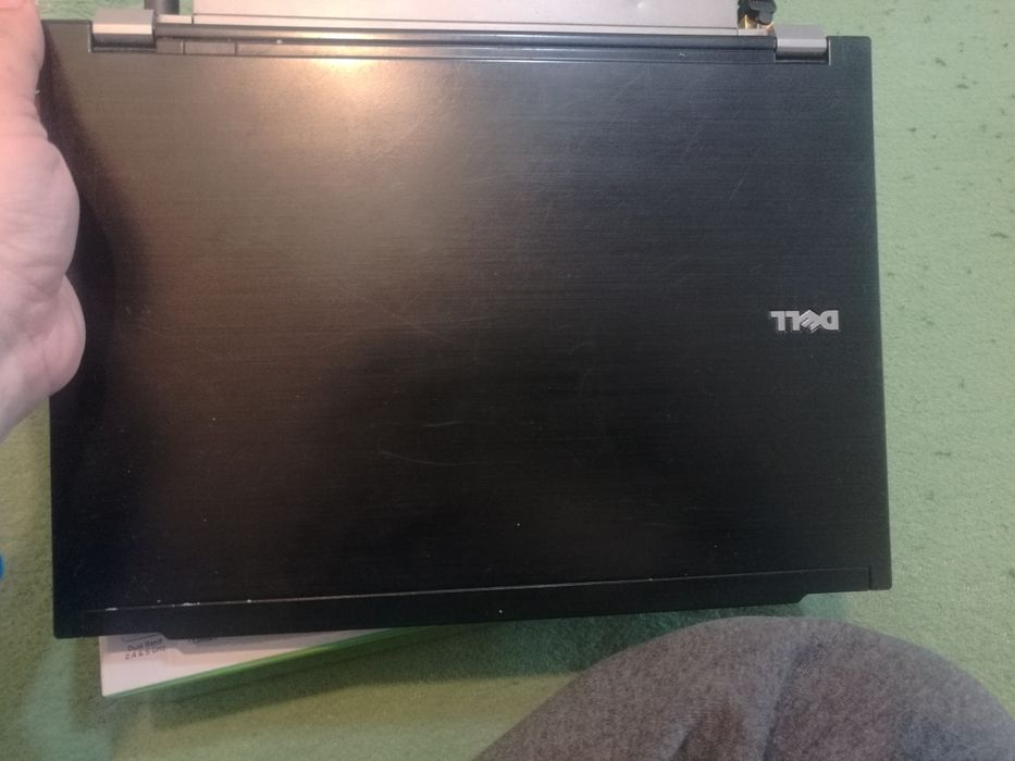 Dell latitude E 4300