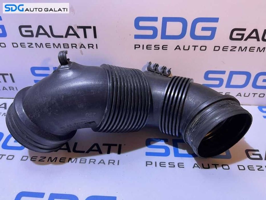 Tub Tubulatura Conducta Admisie Aer VW Passat B8 1.6 TDI 2015 - 2020 Cod 5Q0129654G 5Q0129654 [D0348]