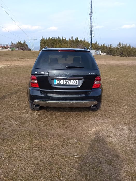 Mercedes ML W164 3.2 CDI 4 Matic цена  5900€