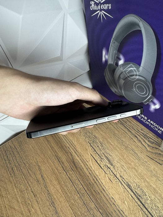 Iphone 16 pro / айфон 16 про