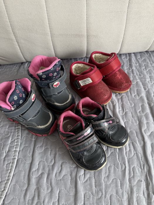 Продаю детские вещи