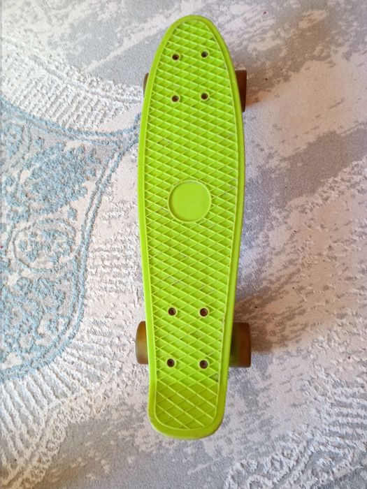 Скейтборд продам