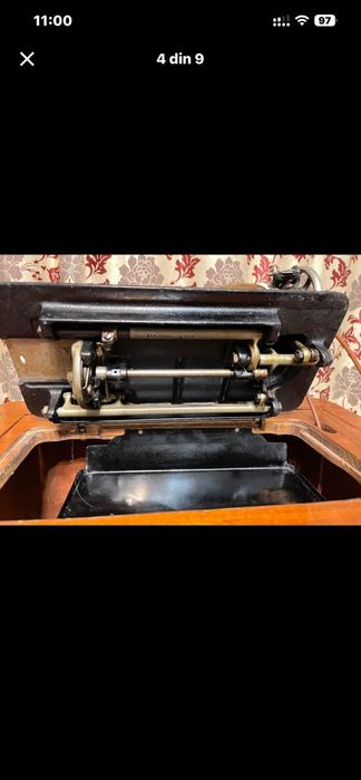 Masina de cusut singer