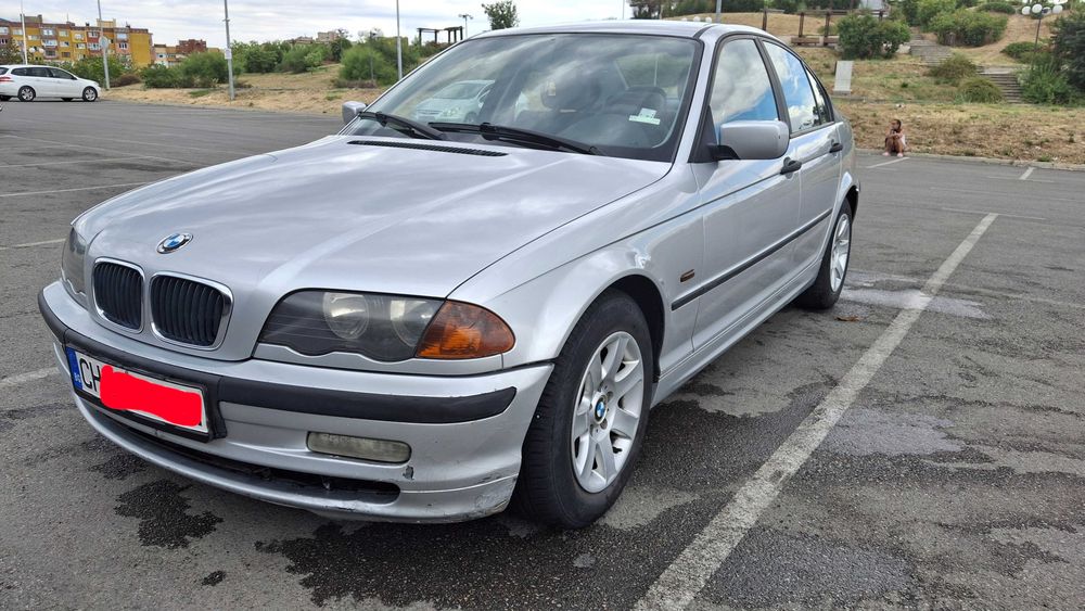 Автомобил БМВ BMW 320
