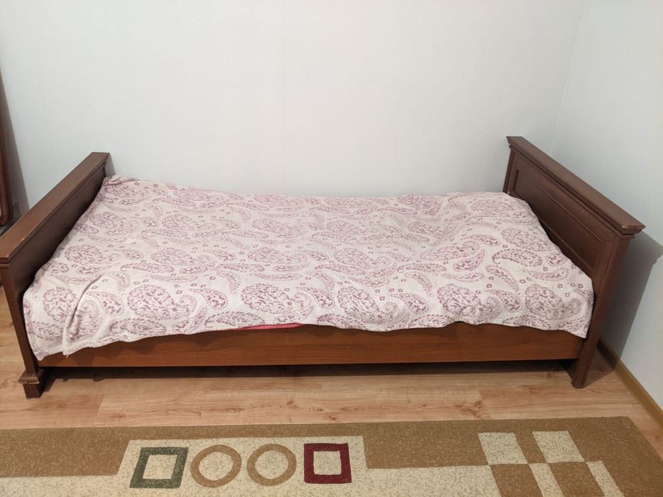 Продам кровать дешево