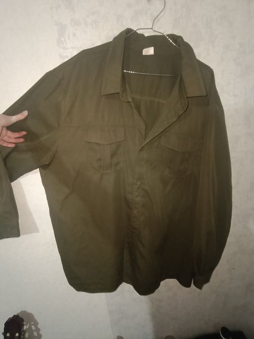 Продам мужскую рубашку