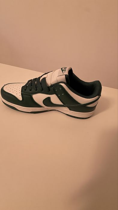 Nike Dunk Low – Verde & Alb