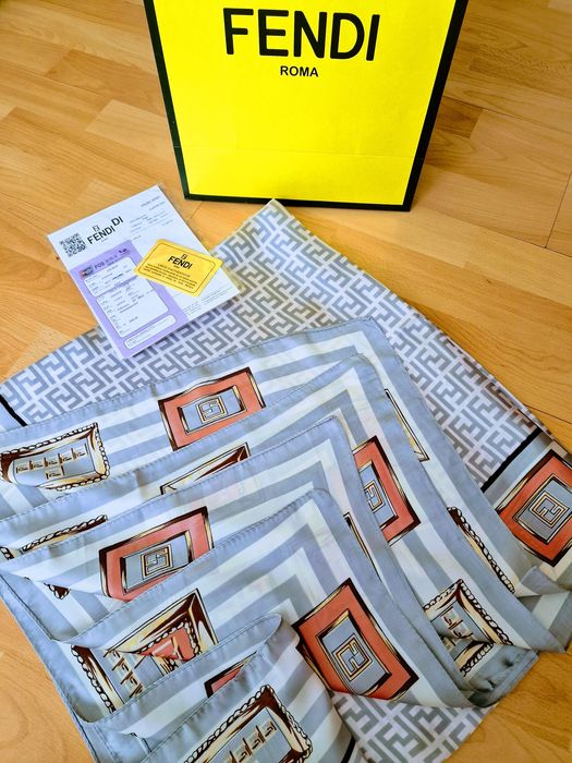 Esarfa matase naturala Fendi,saculet,etichetă,Italia