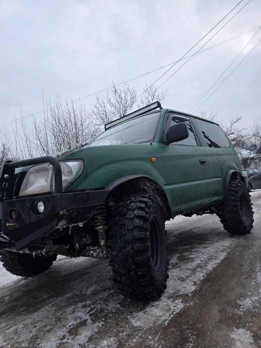 Vând Toyota Land Cruiser J90