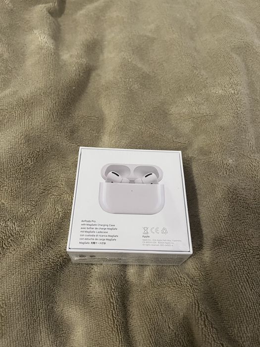 Airpods 2pro закупени от Америка