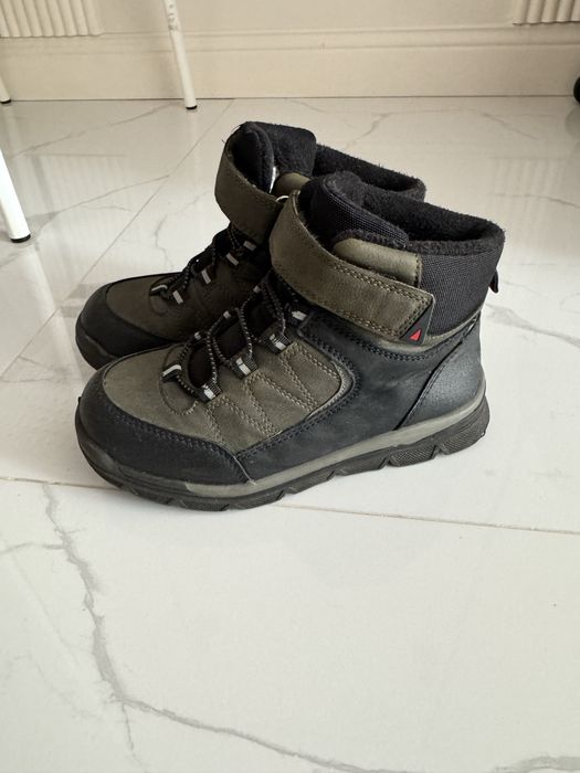 Утепленная осенняя  ботинка