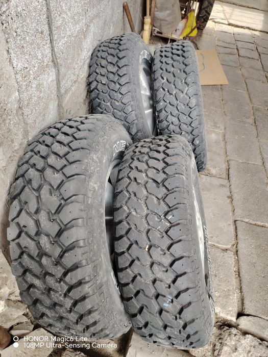 Гуми с джанти за Терано /Маверик