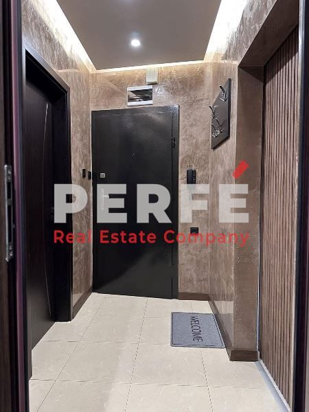 Дава се под наем Двустаен апартамент в Бургас, Център - 68 кв.м за 1000 € - Снимка #7