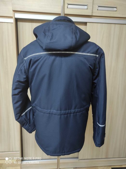 Куртка мужская классная!