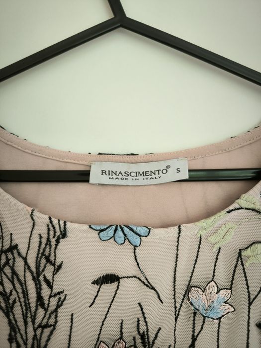 Дамска рокля с дантела бродерия