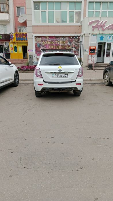 Продам  Лифана красовер