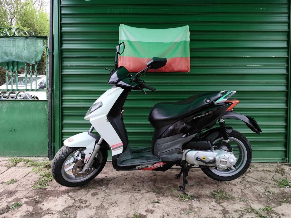 Априлия спортсити 50 Aprilia 50