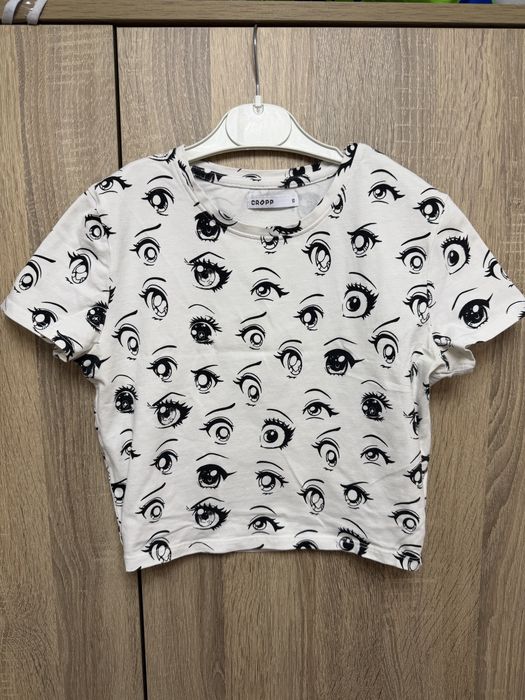 Продавам тениски в много добро състояние ,нови или носени само веднъж