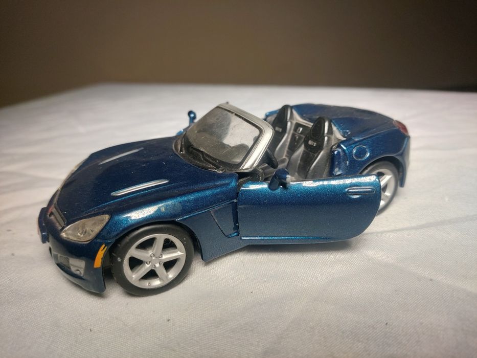 Kolleksion metal mashinalar